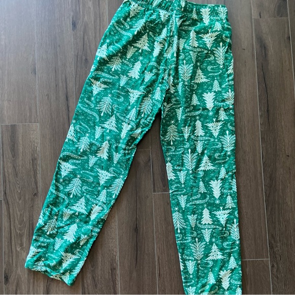 Christmas Pajama Bottoms | Woman’s Size Medium - Picture 3 of 4
